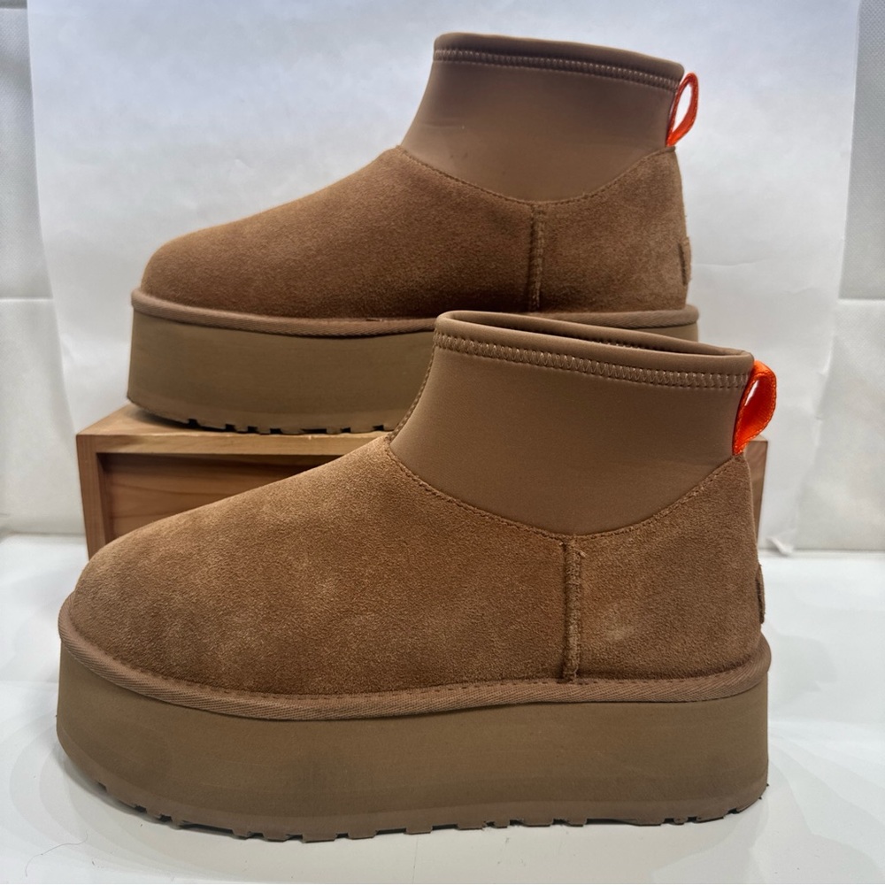 Ugg Classic Mini Dipper Thundercloud Chestnut Boo… - image 3